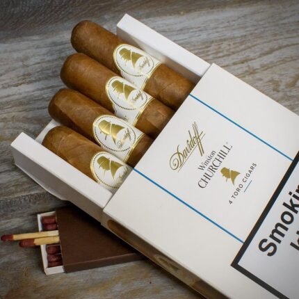 Davidoff Winston Churchill (Commander) Toro Cigars - Pack of 4